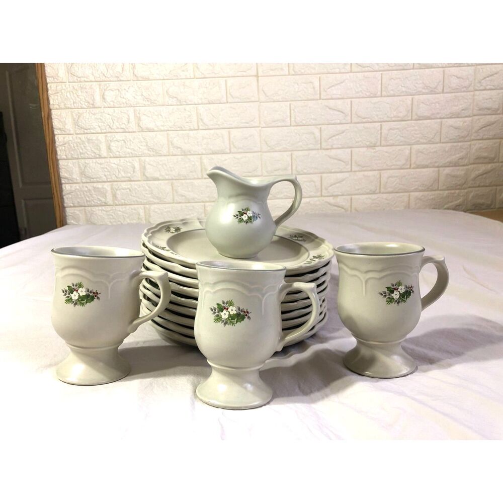 Replacement Pfaltzgraff Christmas Heirloom Stoneware Dishes Plates Mugs Creamer